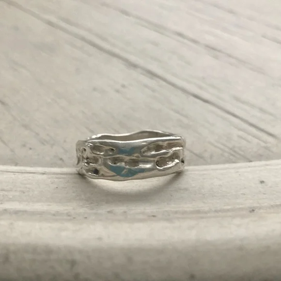 Sterling silver band - Picture 2 of 6